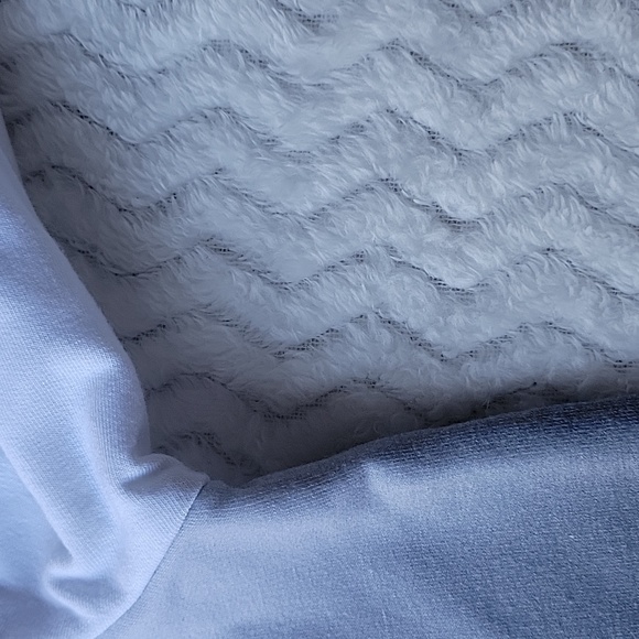 Women UNDER ARMOUR RIVAL TERRY GRADIENT CREW - XS (Used-Like New) - Picture 13 of 13